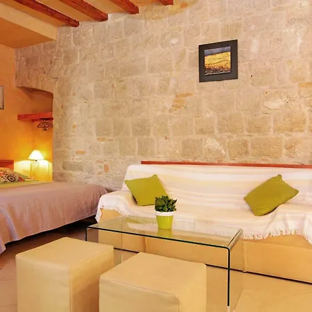 Need Old Town سبليت